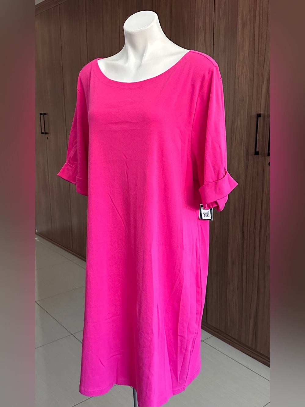 NWT. Karen Scott Sport Women's PINK Fitted Knee Length Short Sleeve Dress SZ 3X